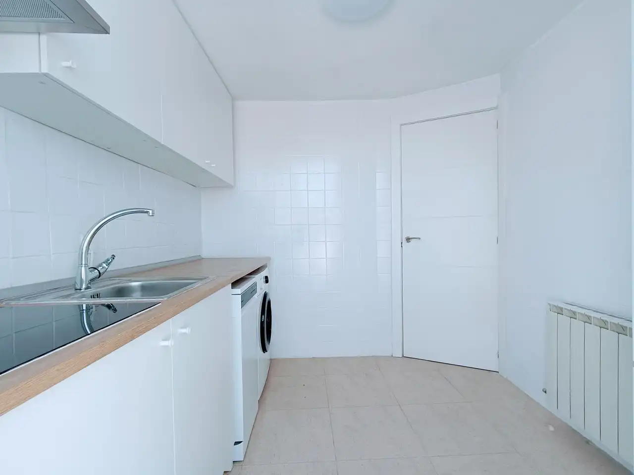 Küche von Dachboden zur Miete in Madrid mit Heizung und Waschmaschine