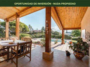 Detached house with pool for sale in Carrer de Can Duran