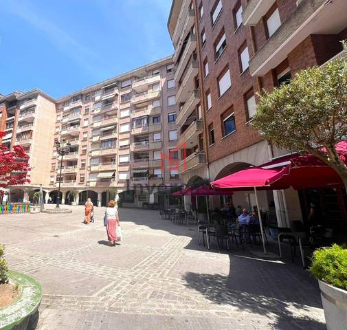 Piso en Venta en  ELADIO LAREDO en Centro