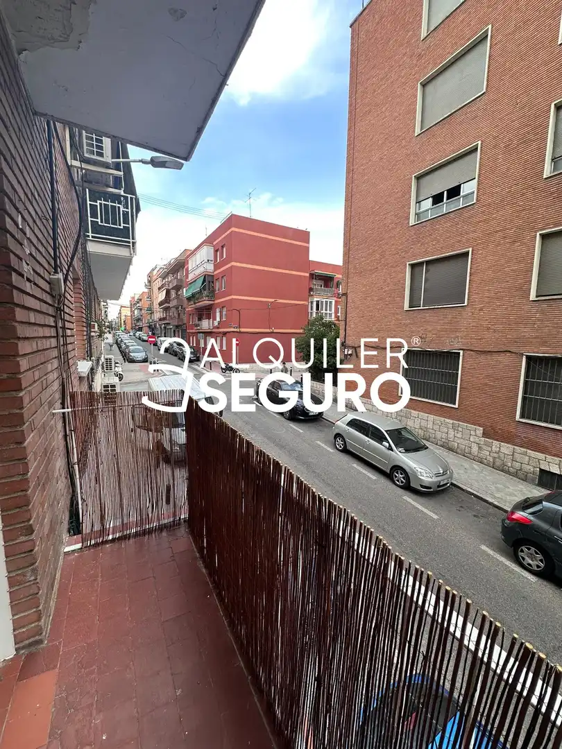 Außenansicht von Wohnung zur Miete in Madrid mit Heizung und Terrasse
