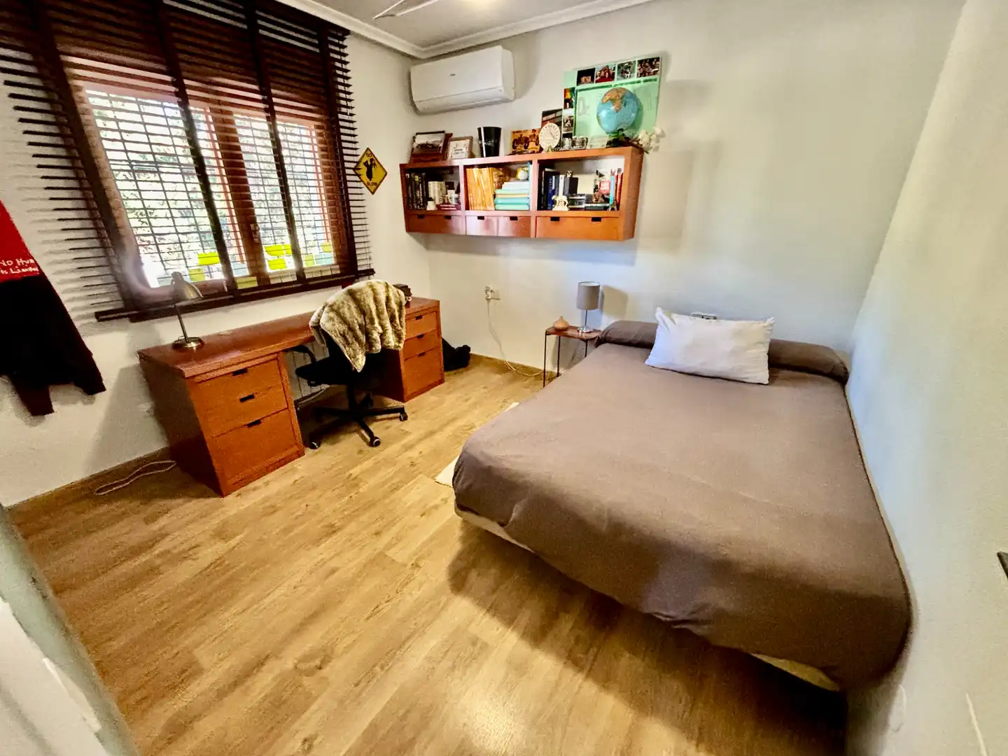 Dormitori de Casa o xalet en venda en Mutxamel amb Aire condicionat, Jardí privat i Terrassa