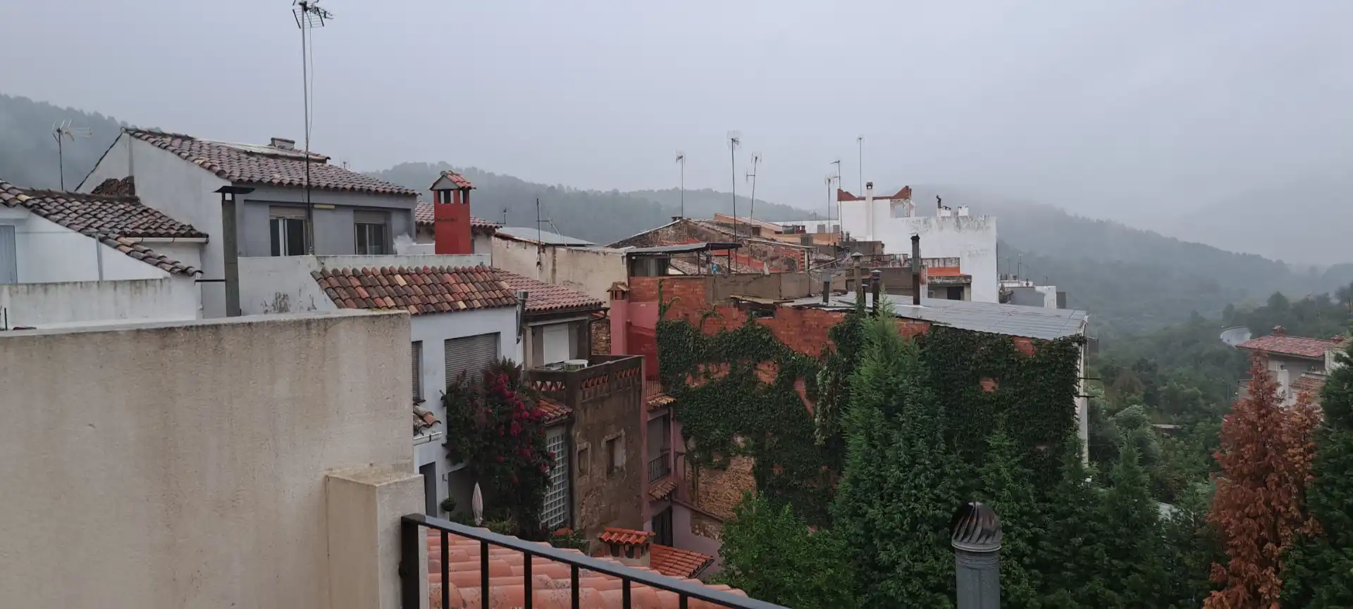 Exterior view of Houses for sale in Sueras / Suera  with Terrace, Furnished and Oven