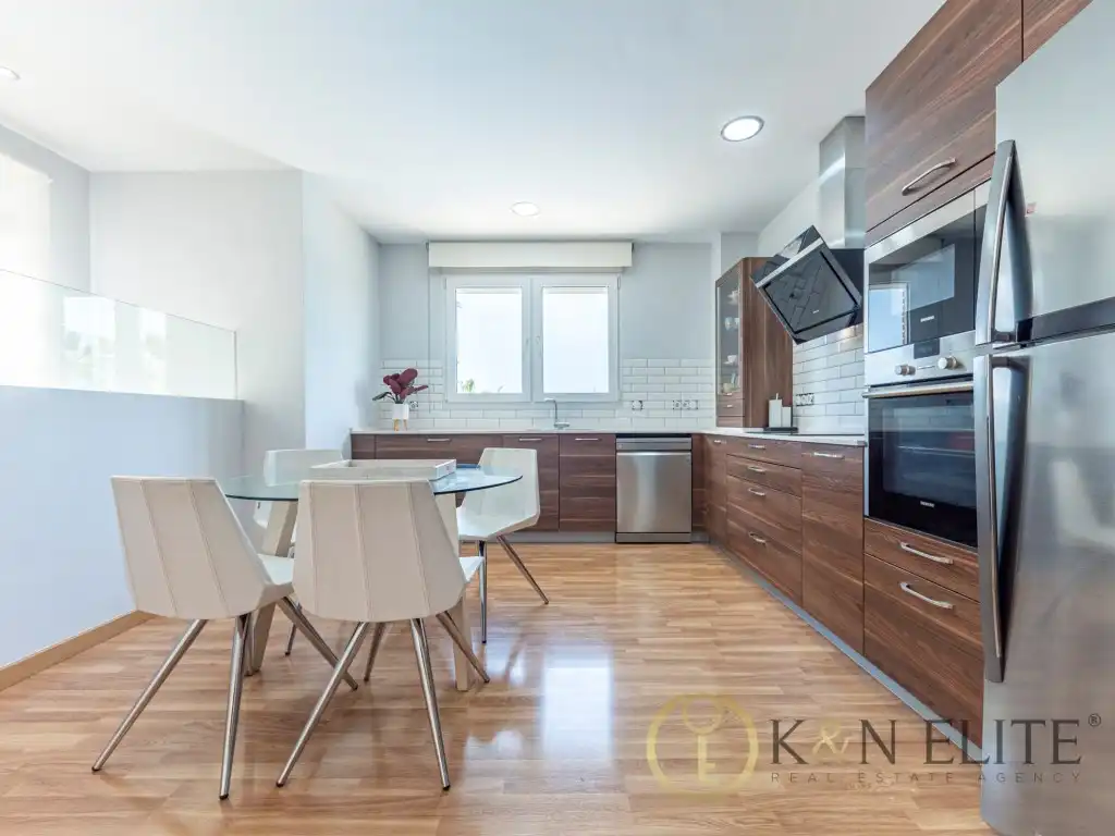 Cocina de Casa o chalet en venta en Petrer con Aire acondicionado, Jardín privado y Piscina