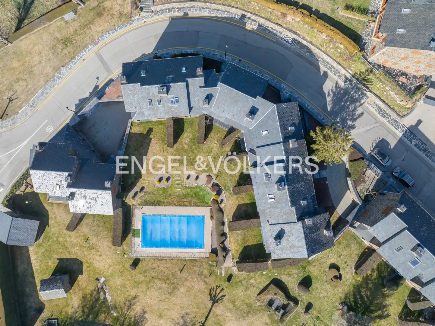 Vista exterior de Casa adosada en venta en Ger con Calefacción, Jardín privado y Parquet