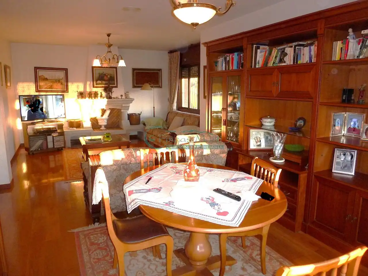 Living room of Houses for sale in Vigo   with Heating, Private garden and Parquet flooring