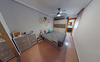 Bedroom of Flat for sale in San Vicente del Raspeig / Sant Vicent del Raspeig  with Terrace, Storage room and Furnished