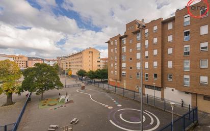 Vista exterior de Apartament en venda en  Pamplona / Iruña