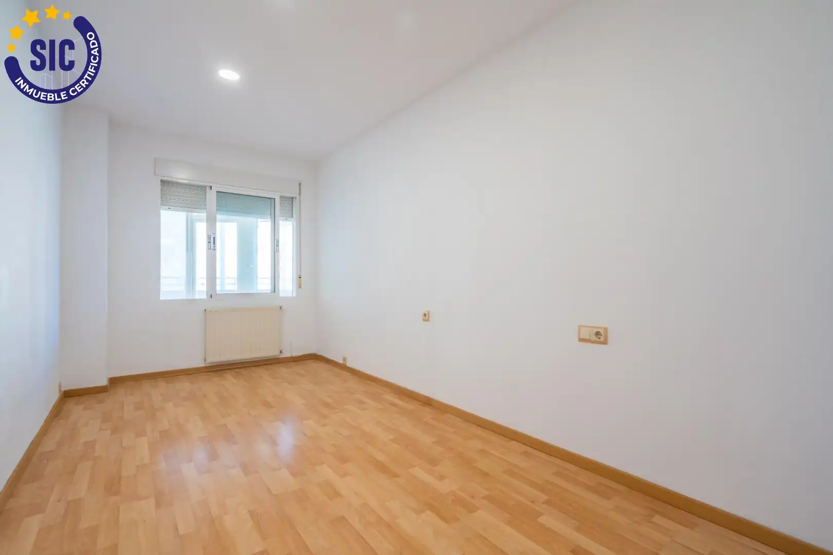 Habitación de Piso en venta en Valencia con Aire acondicionado, Calefacción y Terraza