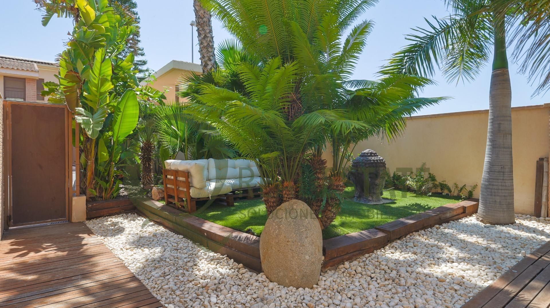 Jardí de Casa adosada en venda en Mutxamel amb Aire condicionat, Calefacció i Jardí privat