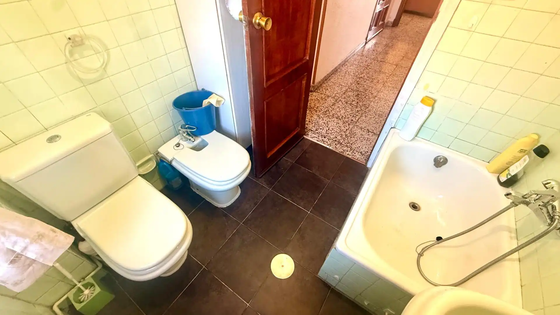 Bathroom of Flat for sale in Ourense Capital   with Heating, Storage room and Furnished