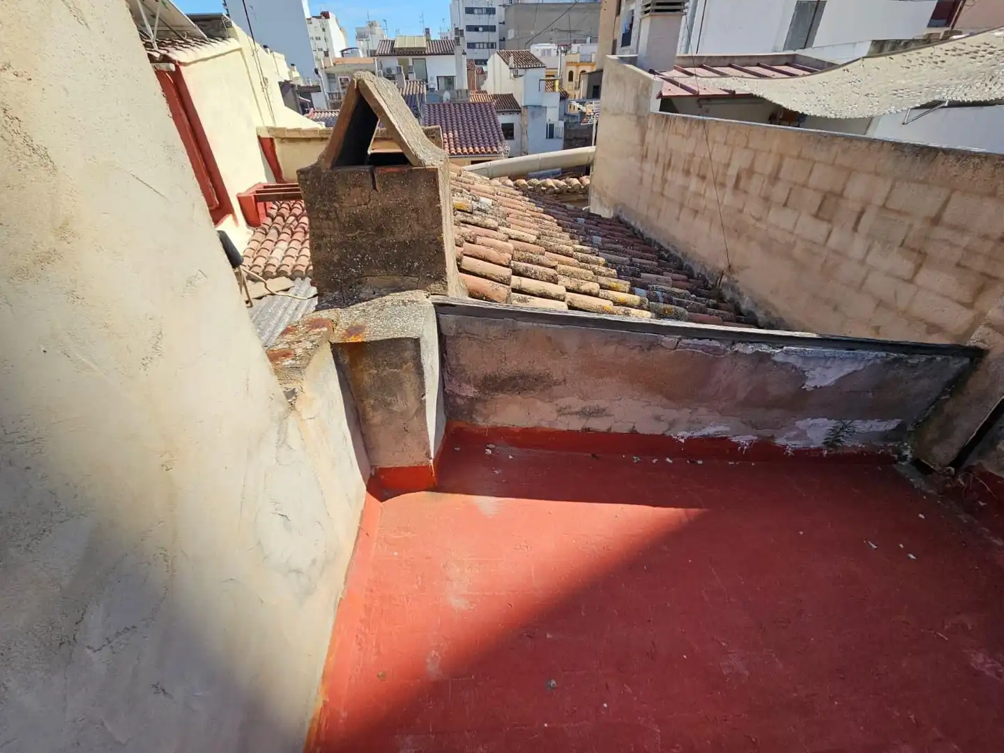Terraza de Casa o chalet en venta en Castellón de la Plana / Castelló de la Plana con Parquet y Balcón
