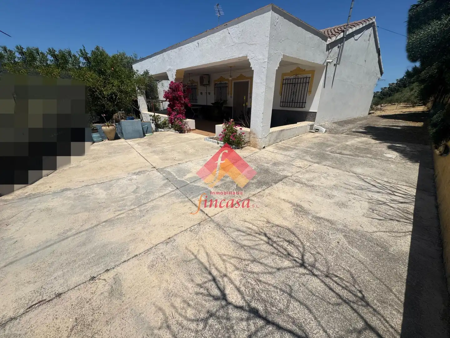 Vista exterior de Finca rústica en venta en Arriate con Calefacción y Jardín privado