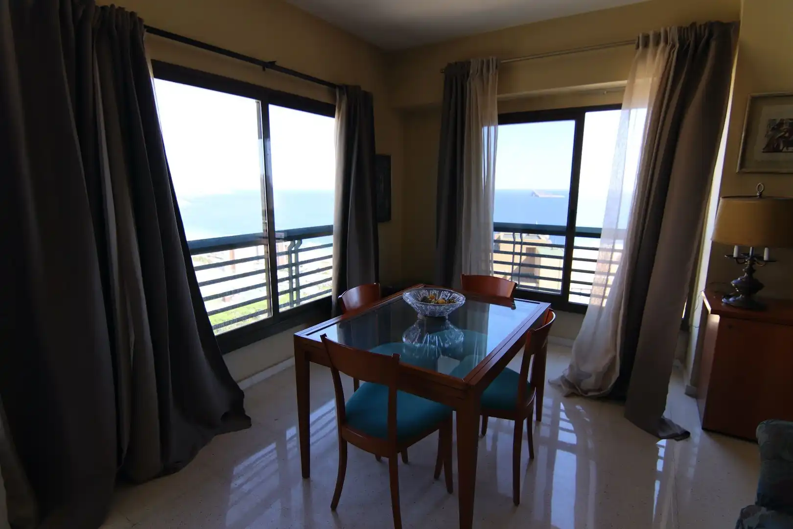 Comedor de Piso en venta en Benidorm con Aire acondicionado, Terraza y Amueblado
