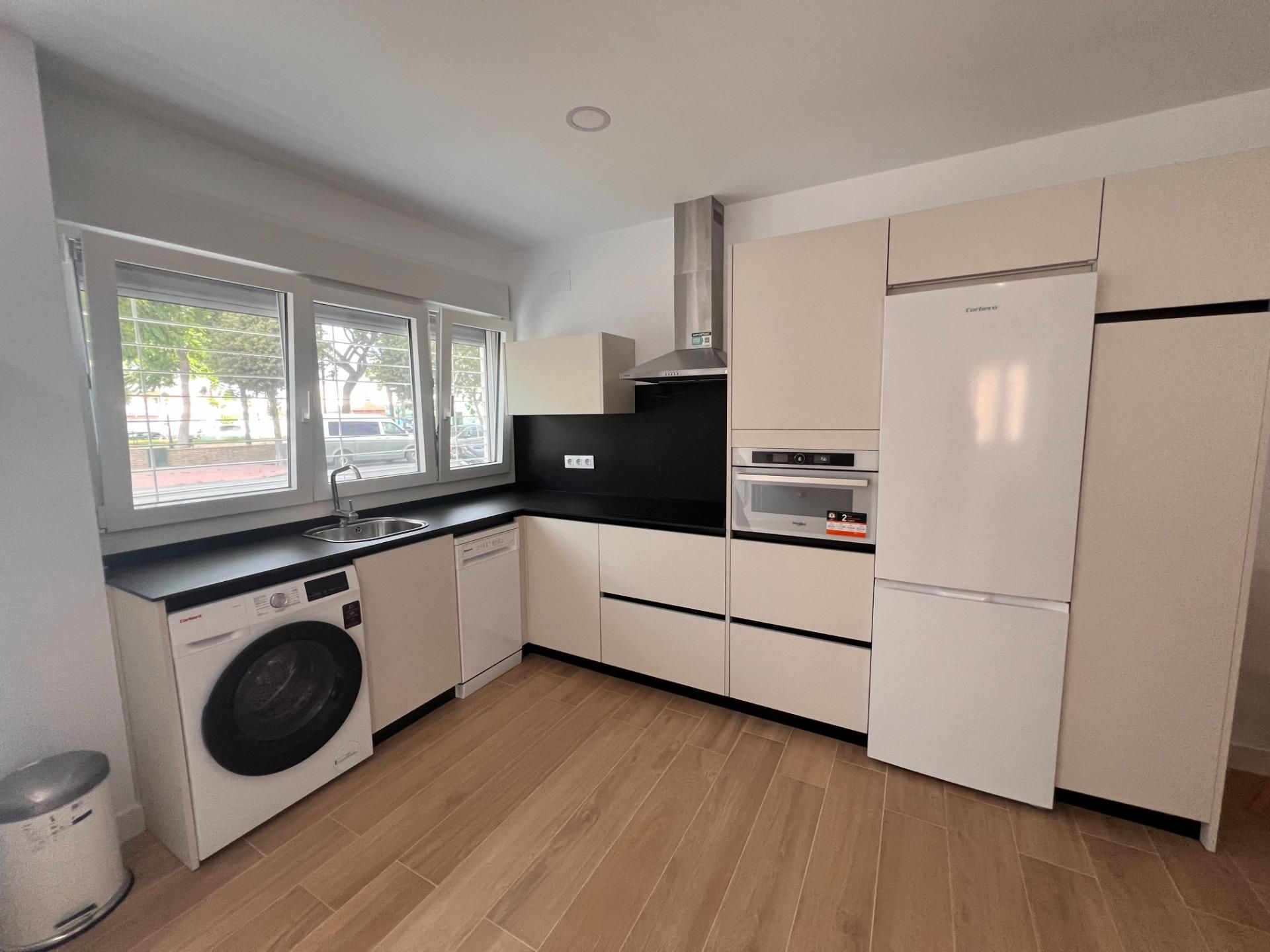 Kitchen of Apartment to rent in San Fernando