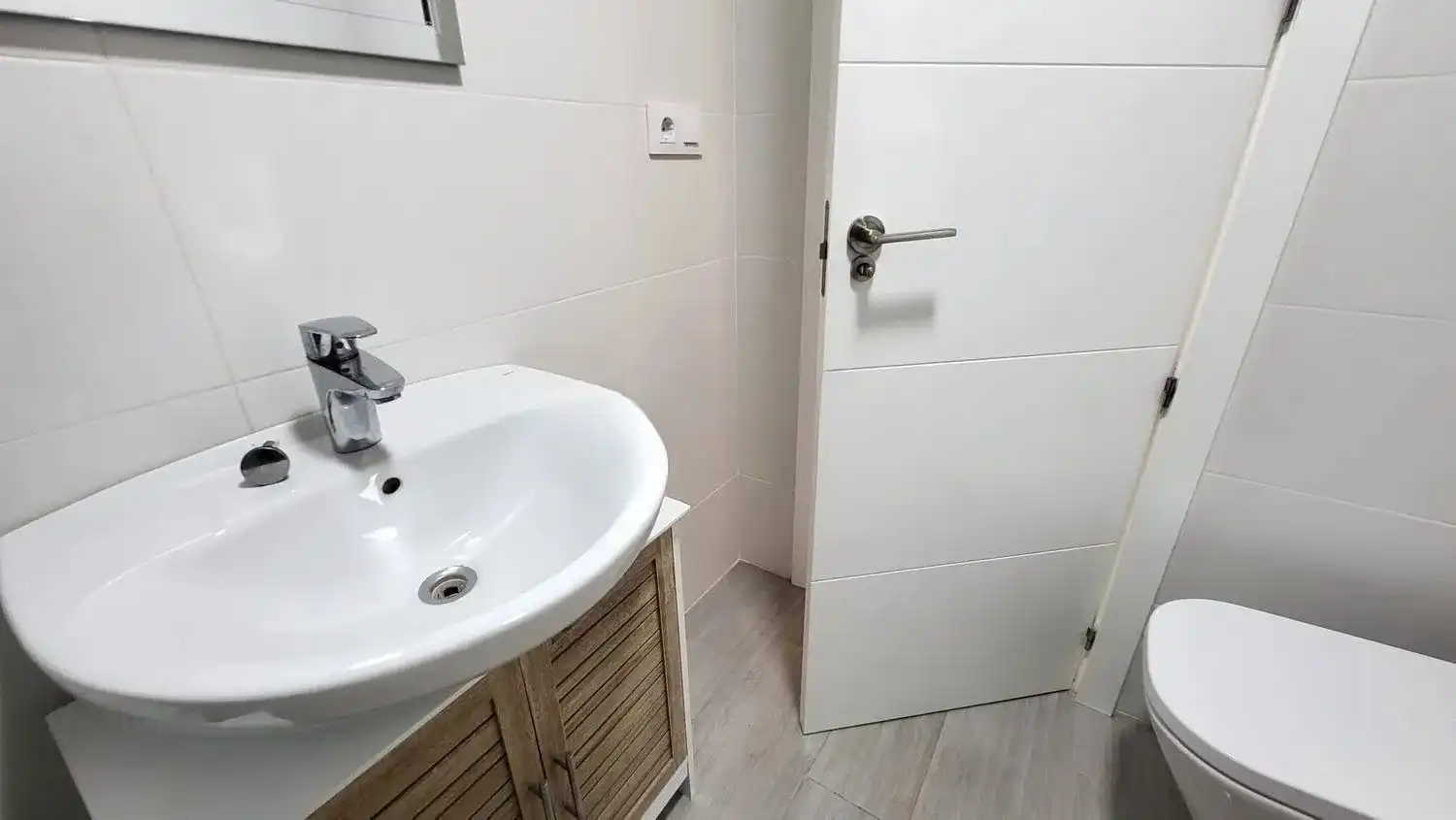 Baño de Apartamento en venta en Rincón de la Victoria con Aire acondicionado, Trastero y Amueblado