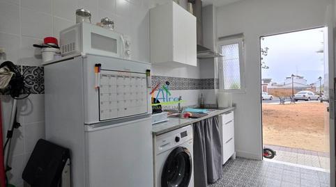 Foto 2 de Apartament en venda a Almonte ciudad, Huelva