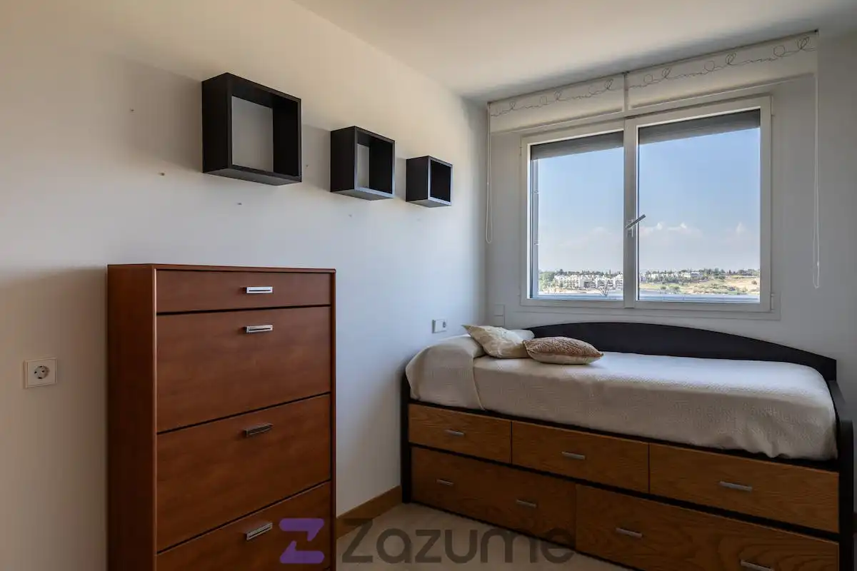 Bedroom of Flat for rent in Madrid  with Air Conditioner, Private garden and Terrace