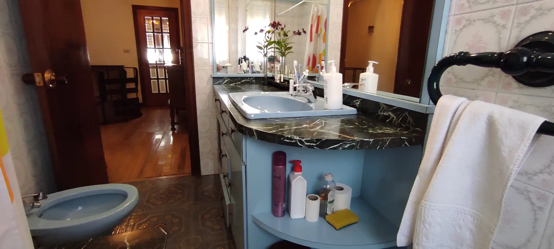 Bathroom of Houses for sale in Valle de Trápaga-Trapagaran  with Heating, Terrace and Storage room