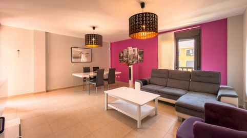 Foto 4 de Piso en venta en Calle Jilguero, Palm - Mar, Arona
