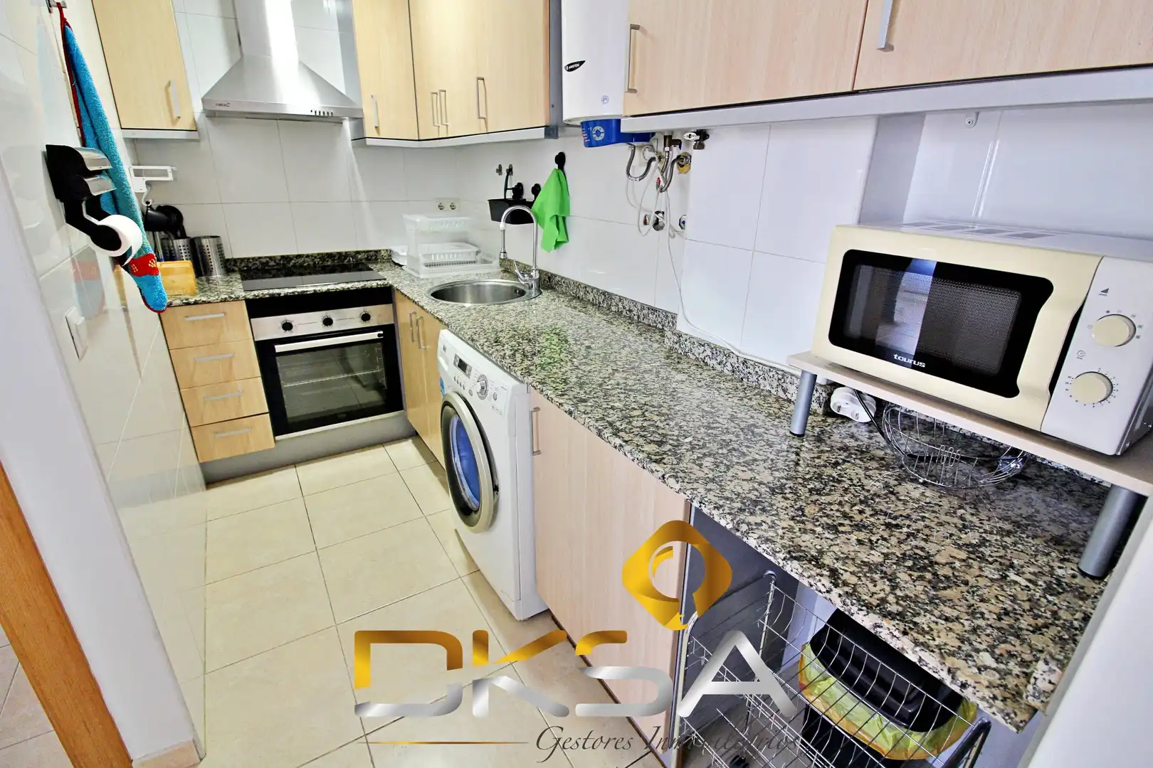 Kitchen of Flat for rent in Sur