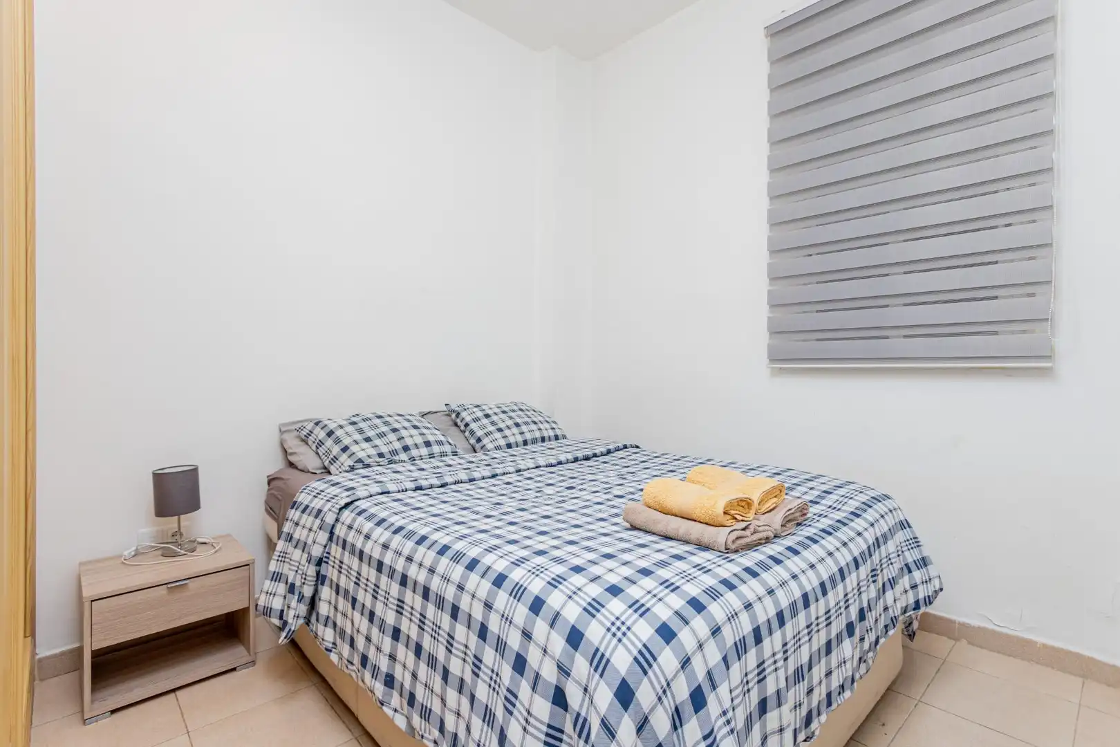 Schlafzimmer von Erdgeschoss zum Verkauf in Madrid mit Klimaanlage, Heizung und Möbliert