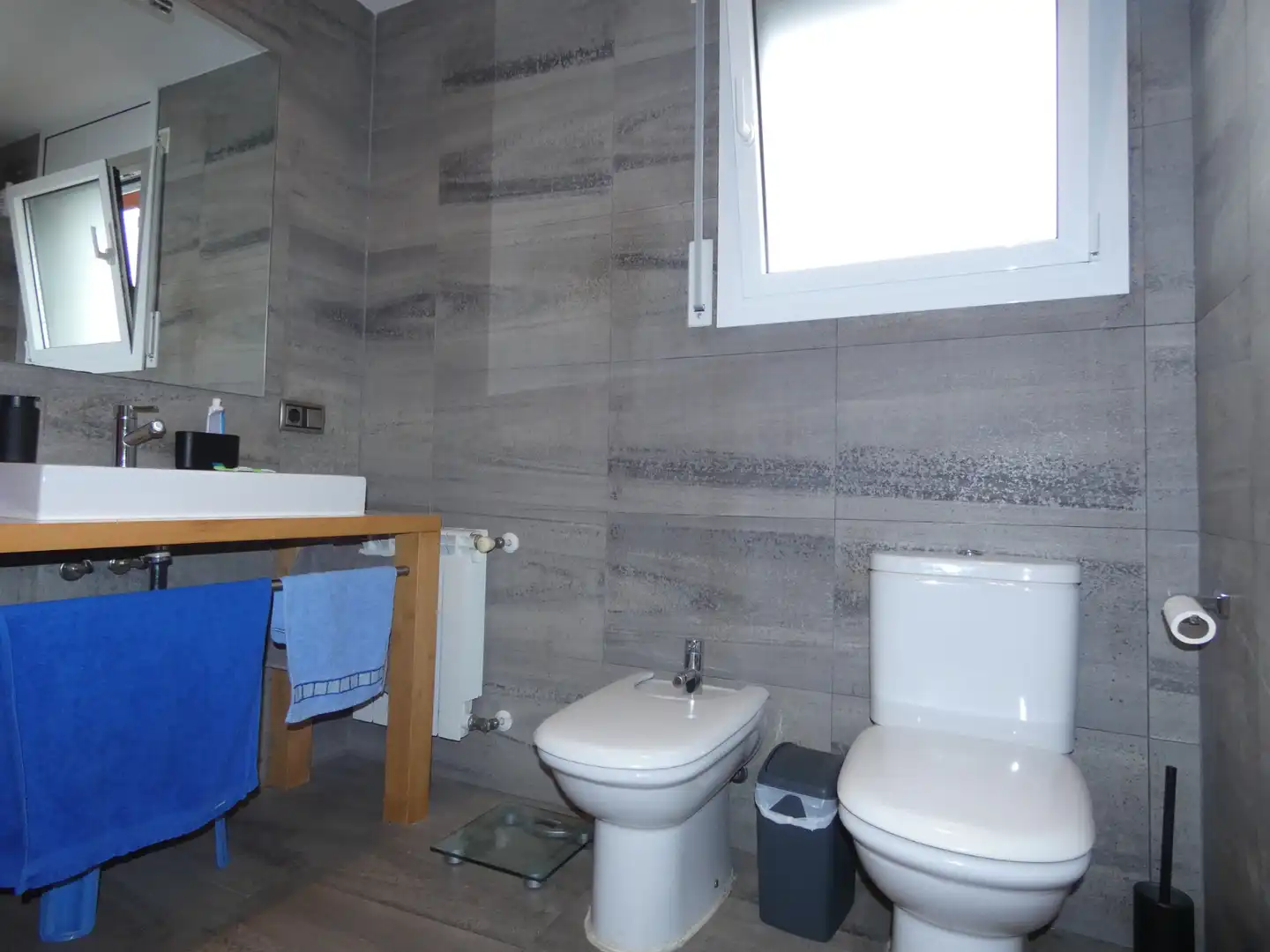 Bathroom of Houses for sale in Llagostera  with Air Conditioner, Heating and Private garden