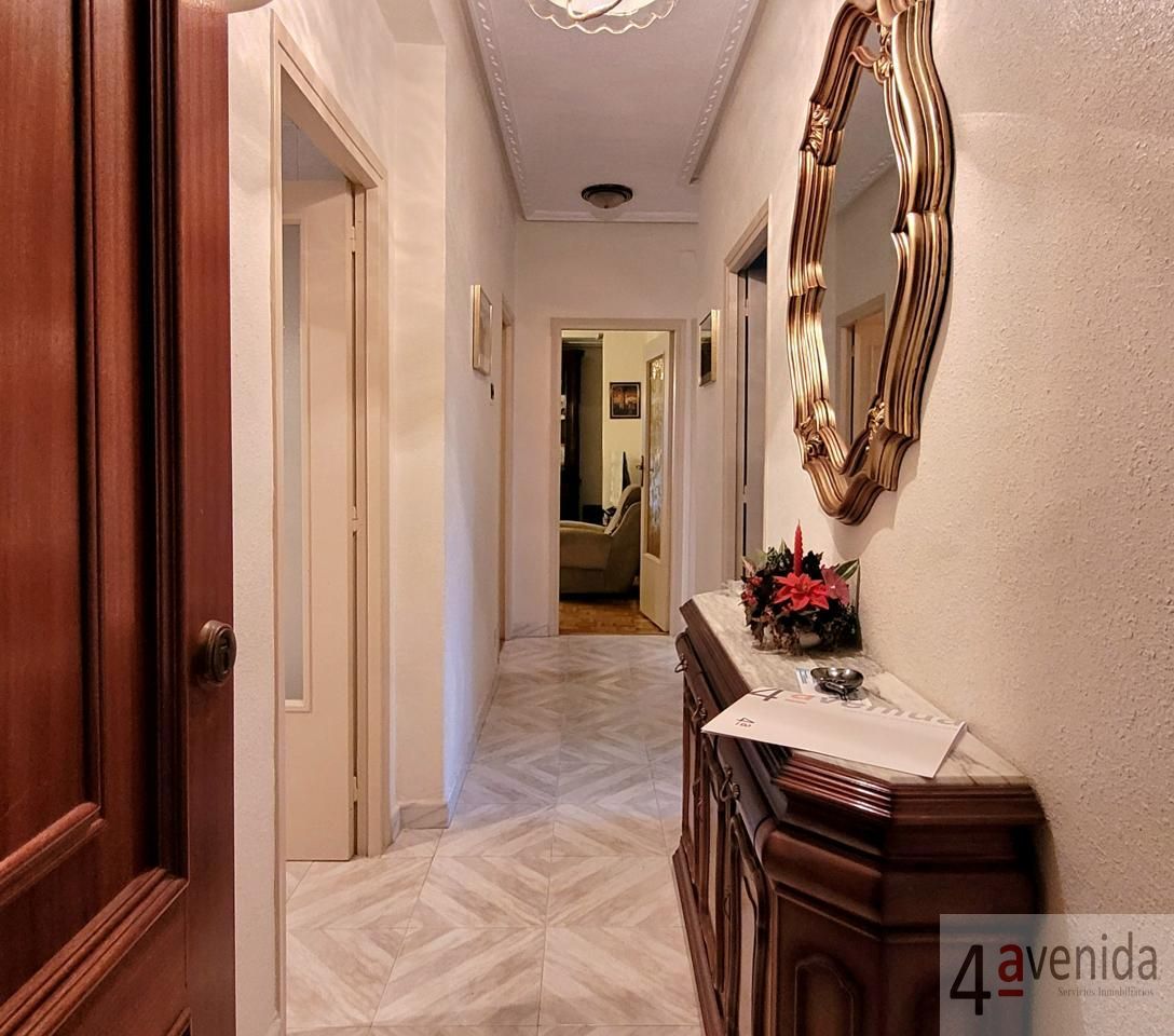 Piso en venta en Oviedo  con Calefacción