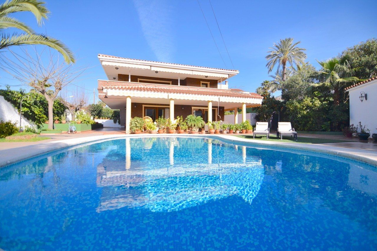 Jardín de Casa o chalet en venta en Benidorm con Aire acondicionado, Calefacción y Jardín privado