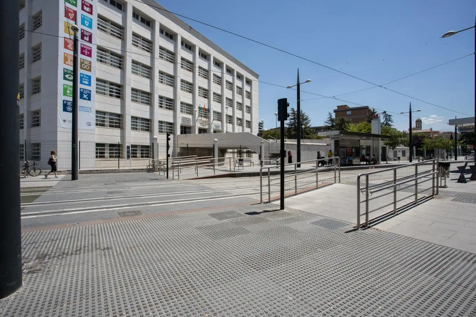 Vista exterior de Pis en venda en Granada amb Aire condicionat i Calefacció