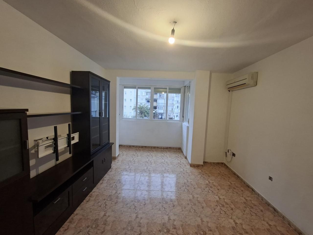 Bedroom of Flat to rent in  Madrid Capital  with Air Conditioner and Heating