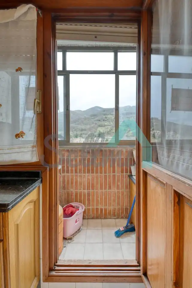Schlafzimmer von Wohnung zum Verkauf in Lena mit Heizung, Parkett und Terrasse