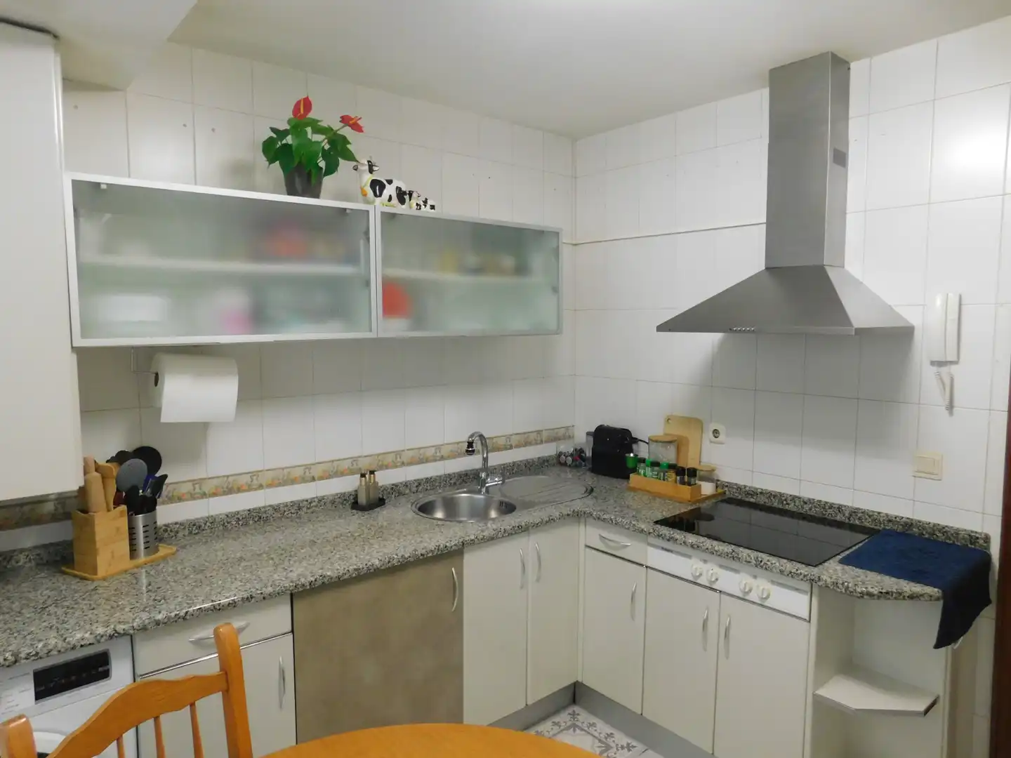 Cuina de Pis en venda en  Pamplona / Iruña amb Calefacció, Parquet i Terrassa