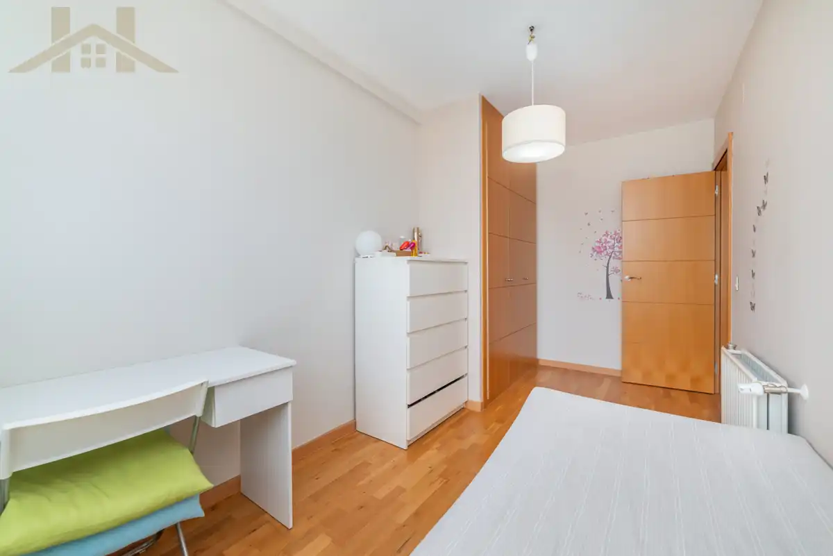 Piso en venta en Urbanizaciones