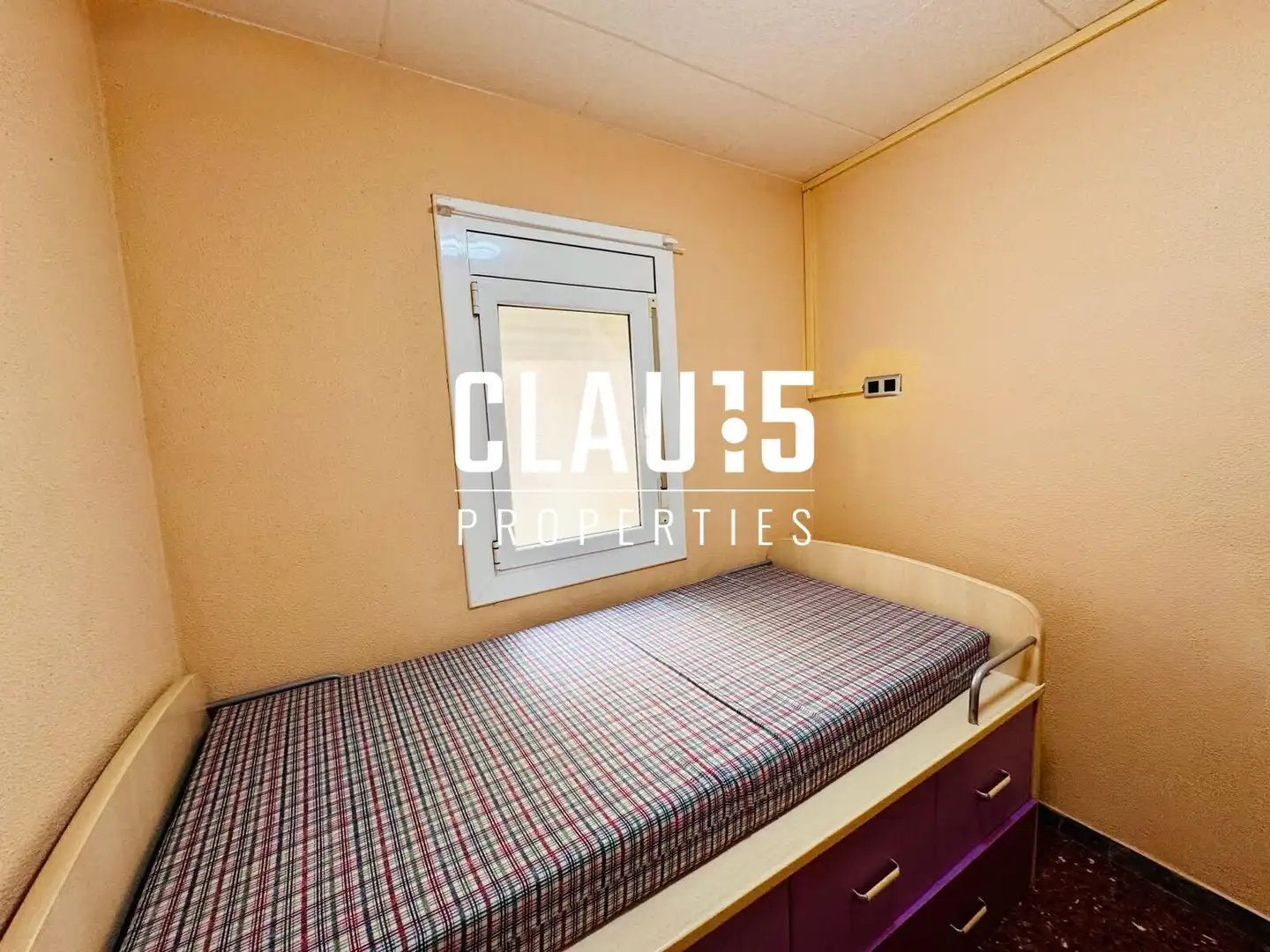 Habitación de Piso en venta en Canet de Mar con Aire acondicionado y Balcón