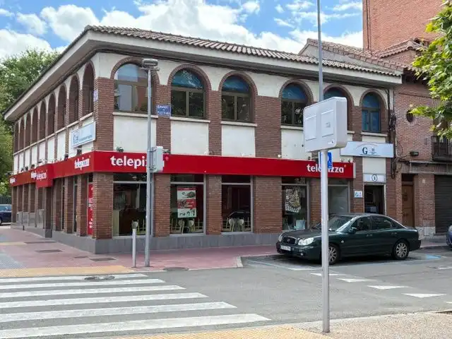 Office for rent in Alcalá de Henares  with Air Conditioner, Heating and Terrace