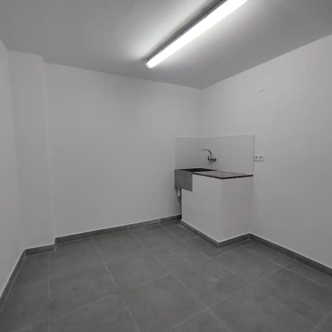 Local comercial de lloguer a Algemesí, imagen 4