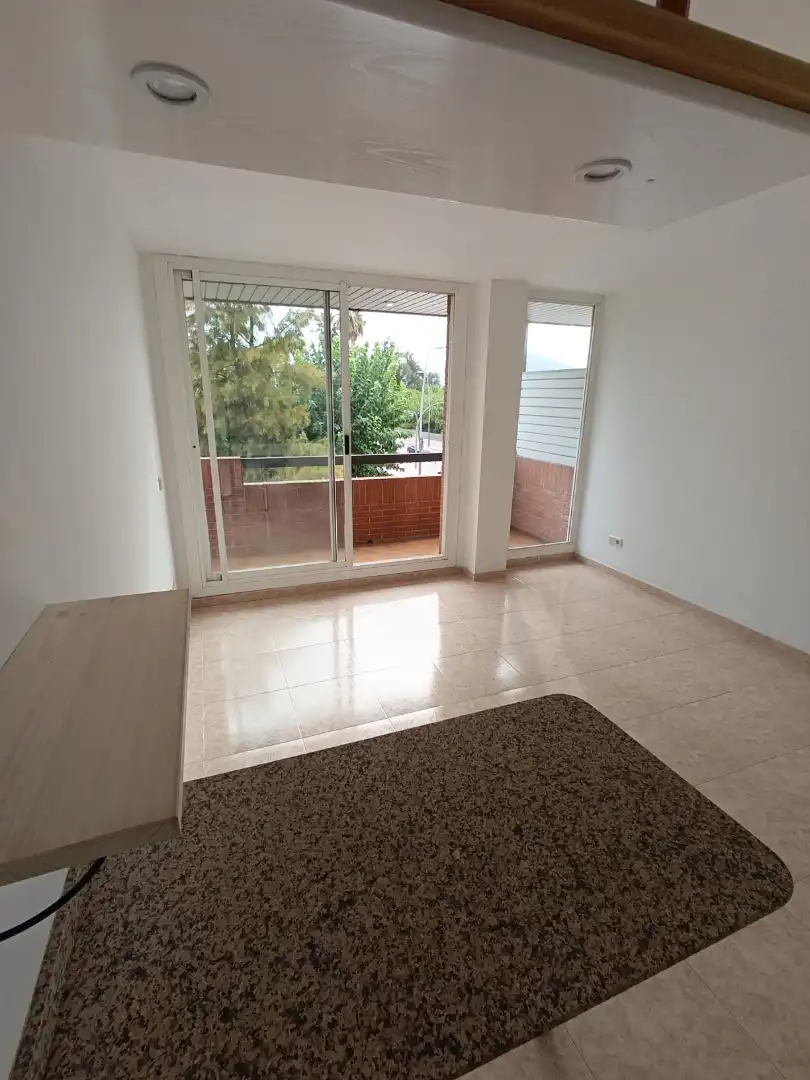 Apartament de lloguer a Carrer de la Creu d'en Muntaner, 24, Centre
