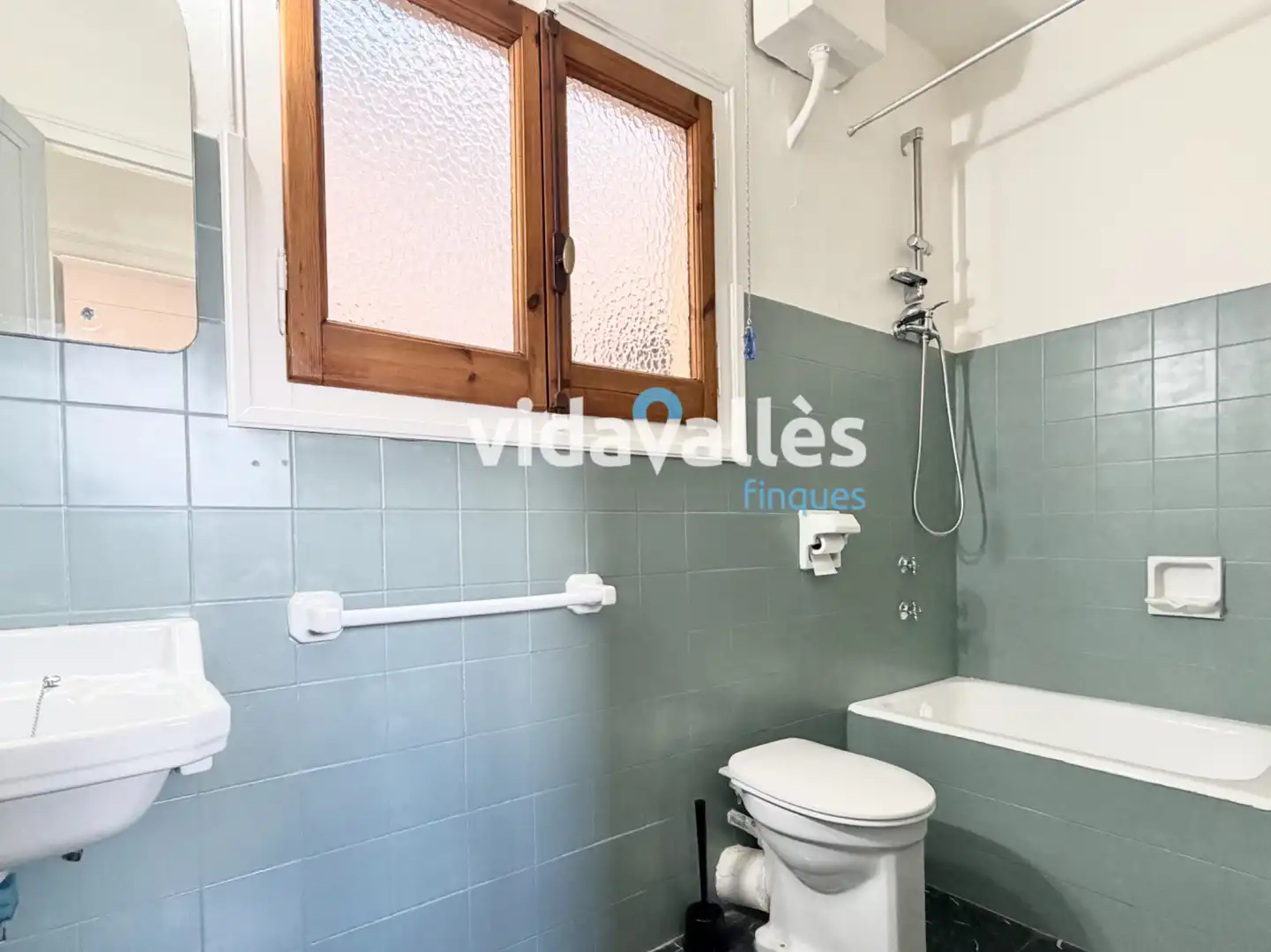 Bany de Pis en venda en Santa Maria de Palautordera amb Parquet, Terrassa i Forn