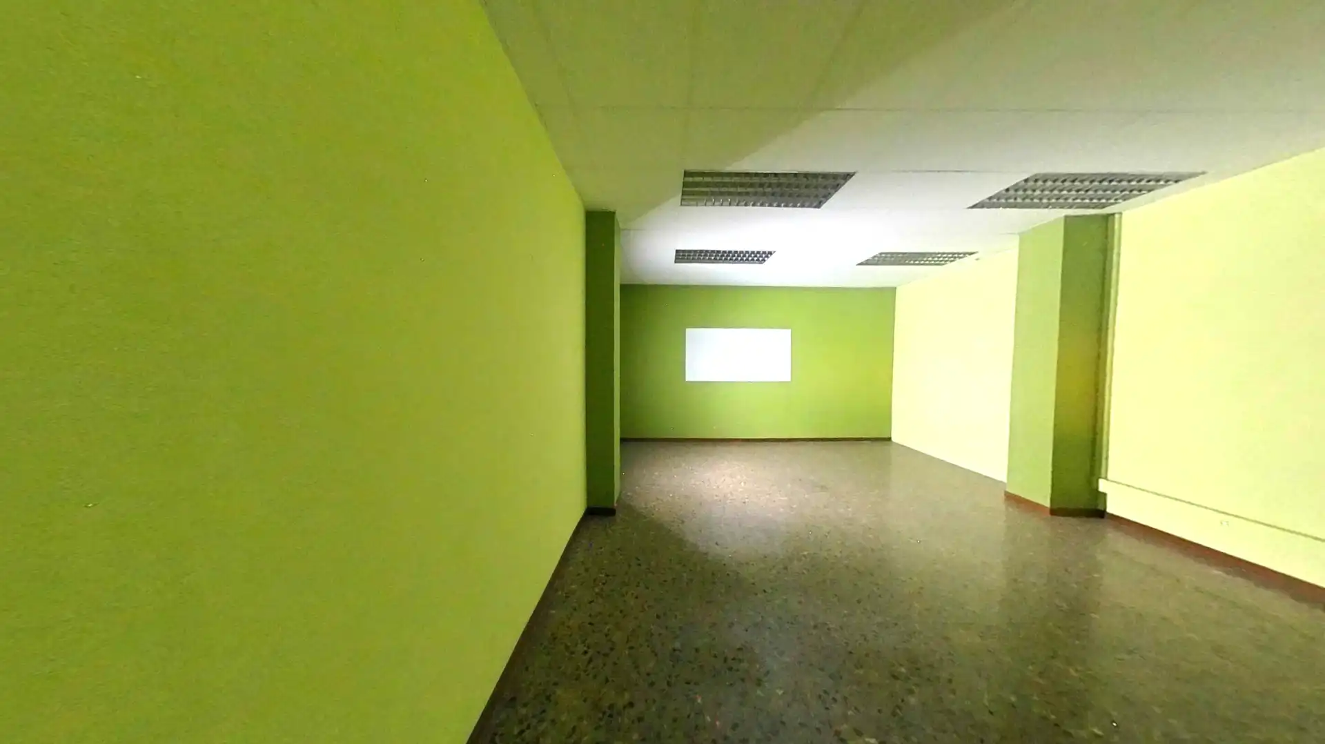Nau industrial en venda en Viladecans