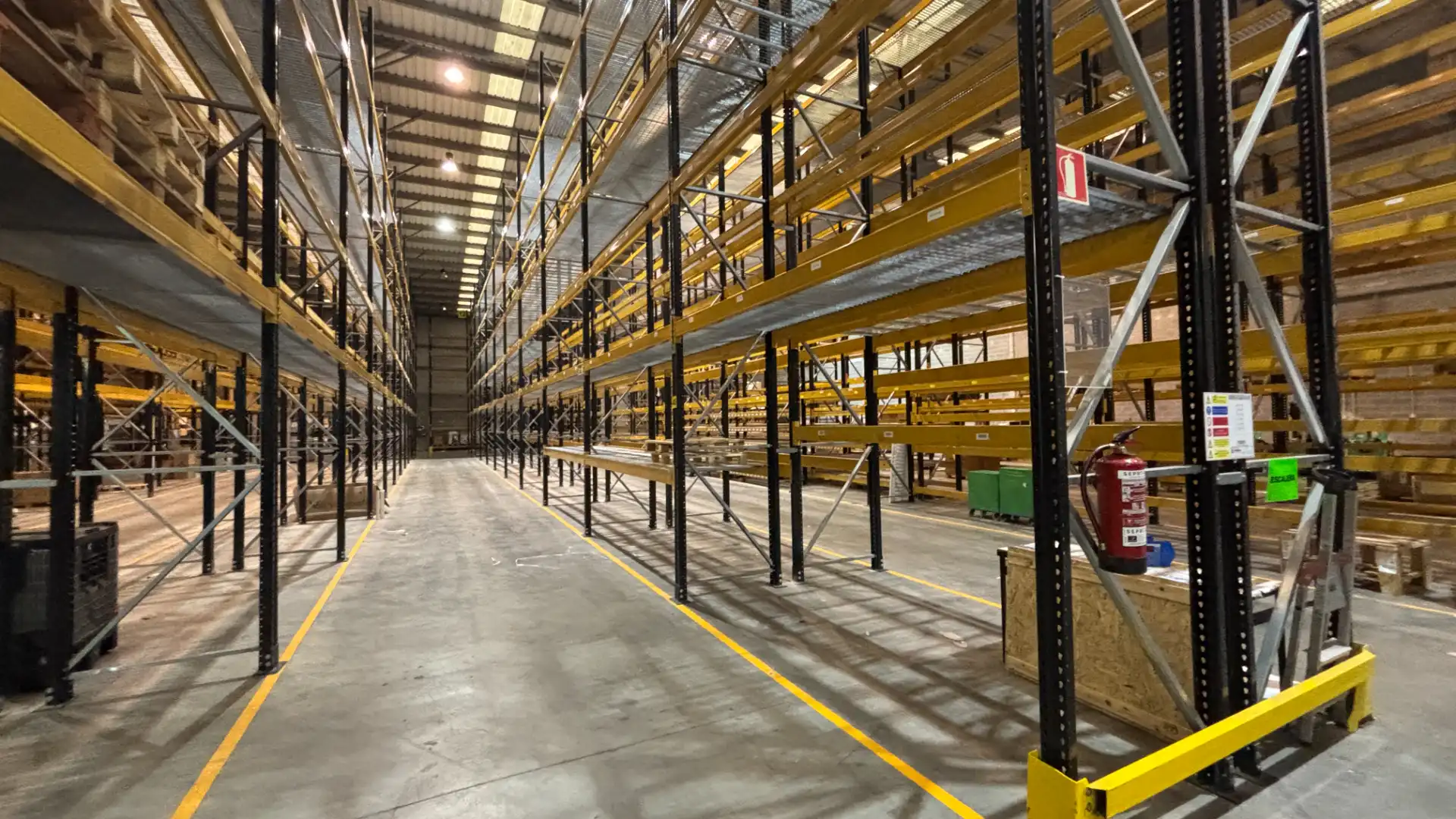 Nave industrial de alquiler en Etxebarri con Calefacción y Alarma