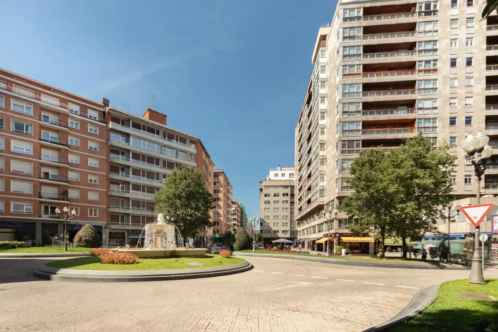 Flat with lift for sale in Calle de Rodríguez Arias, imagen 24