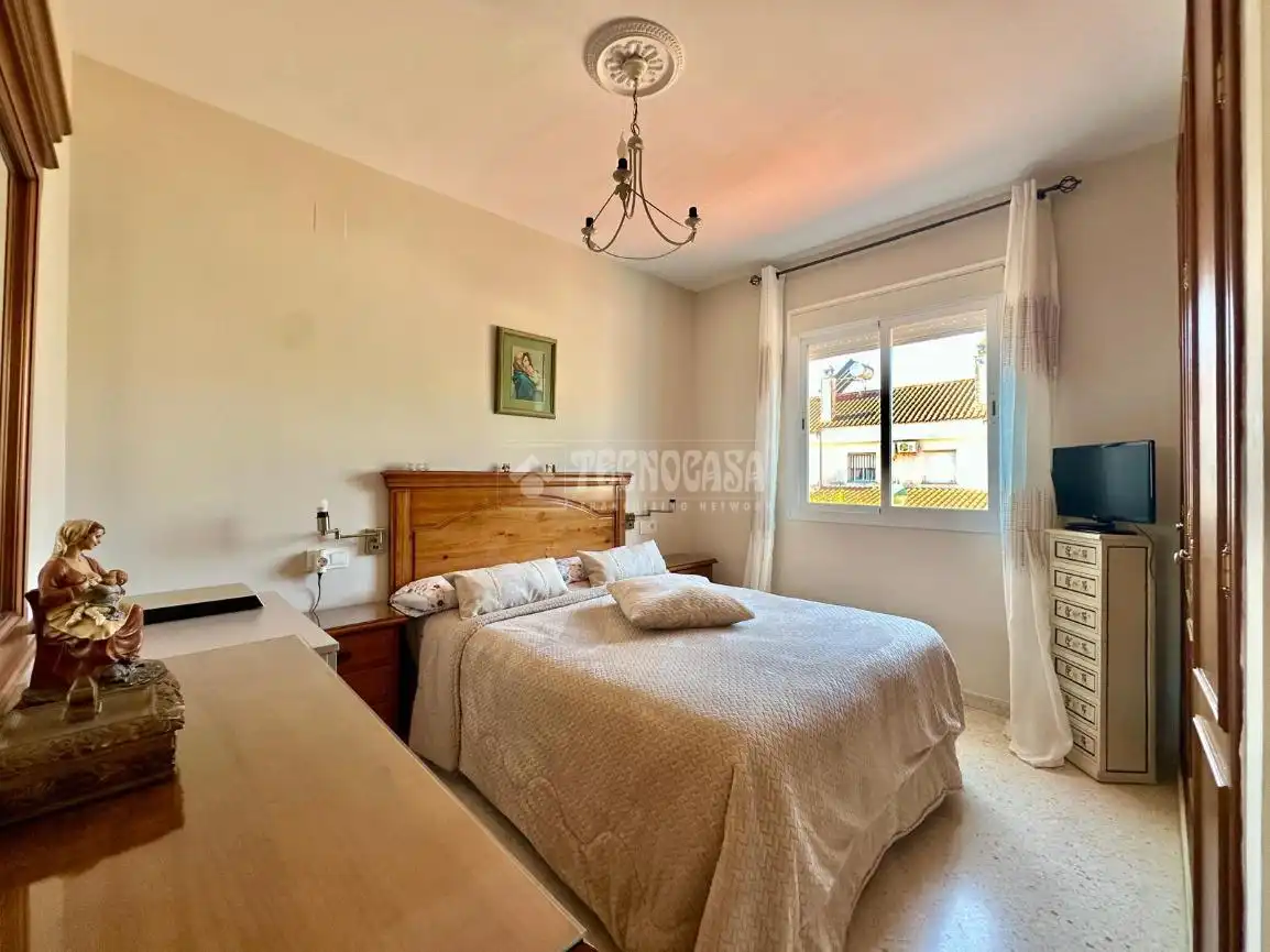 Dormitori de Casa o xalet en venda en Jerez de la Frontera amb Aire condicionat, Jardí privat i Terrassa