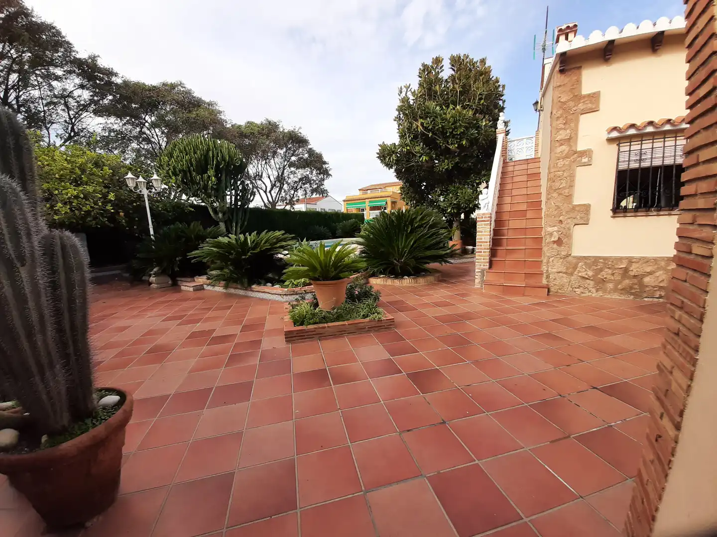 Terraza de Casa o chalet de alquiler en Oliva con Aire acondicionado, Jardín privado y Terraza