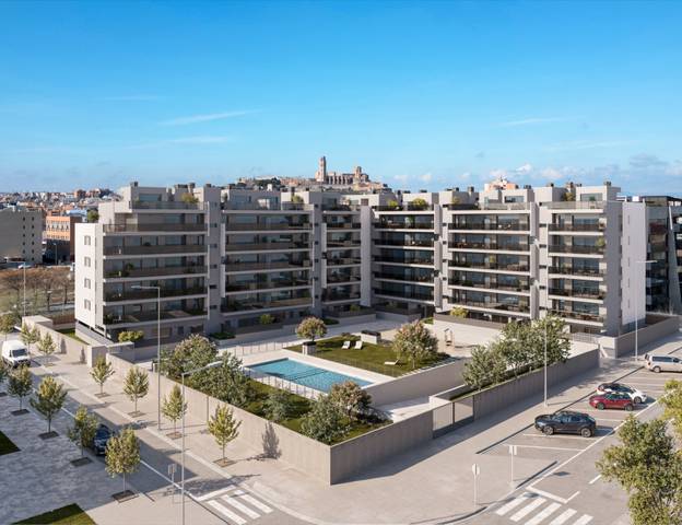 Piso en Venta en Avinguda de la Canadiense, 7 en Cappont