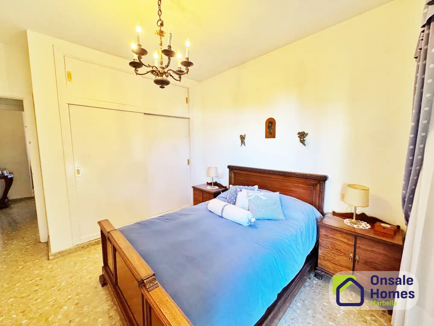 Schlafzimmer von Wohnung zum Verkauf in Marbella mit Terrasse, Balkon und Gemeinschaftspool