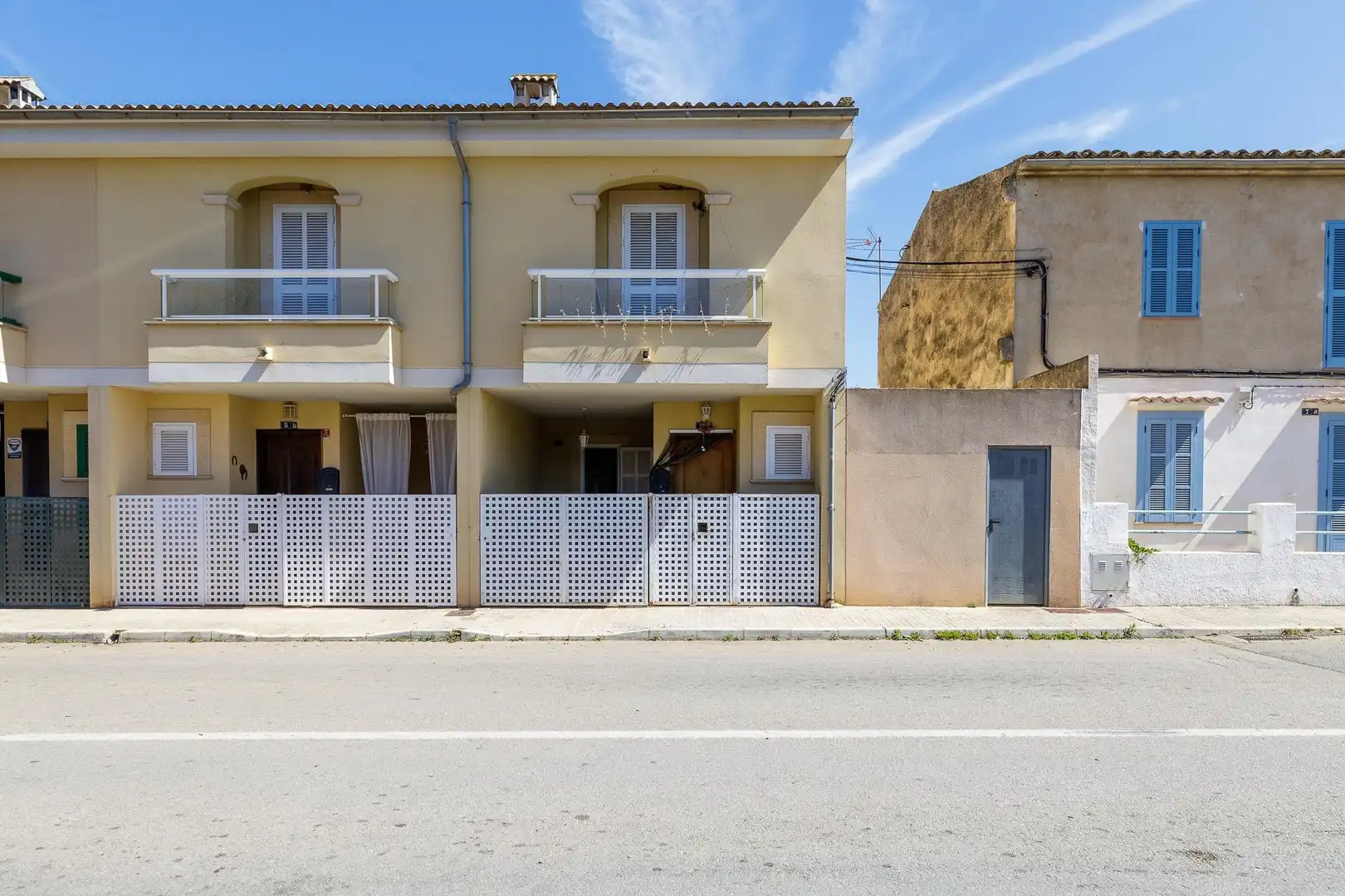 Vista exterior de Casa adosada en venta en  Palma de Mallorca con Aire acondicionado y Terraza