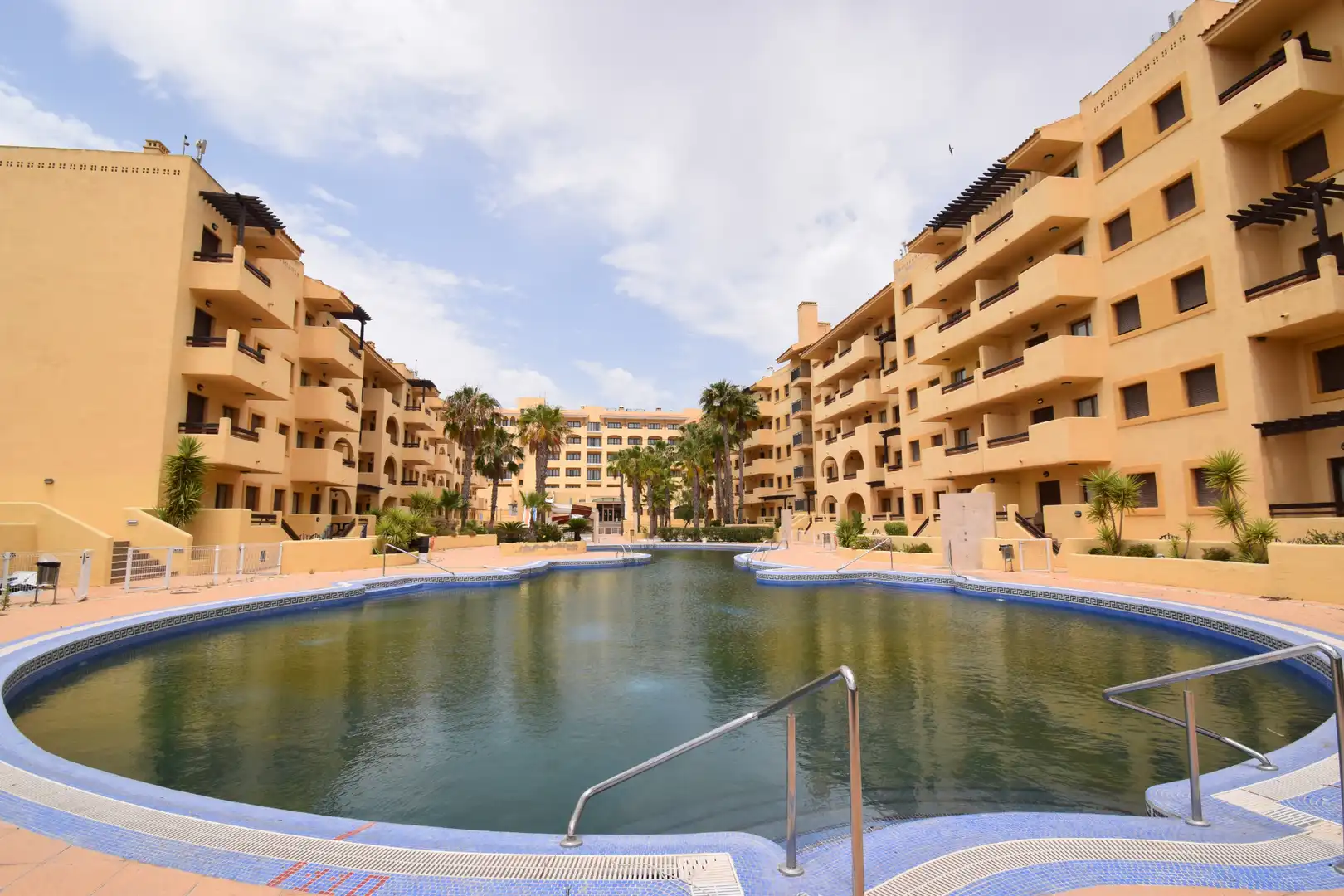 Piscina de Apartamento en venta en Los Alcázares con Aire acondicionado, Calefacción y Terraza
