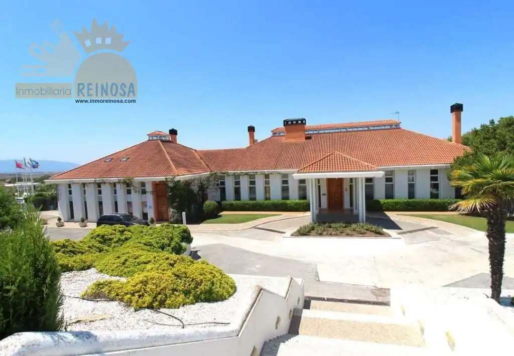 Penthouse mit Pool zum Verkauf in Avenida del Golf, imagen 3