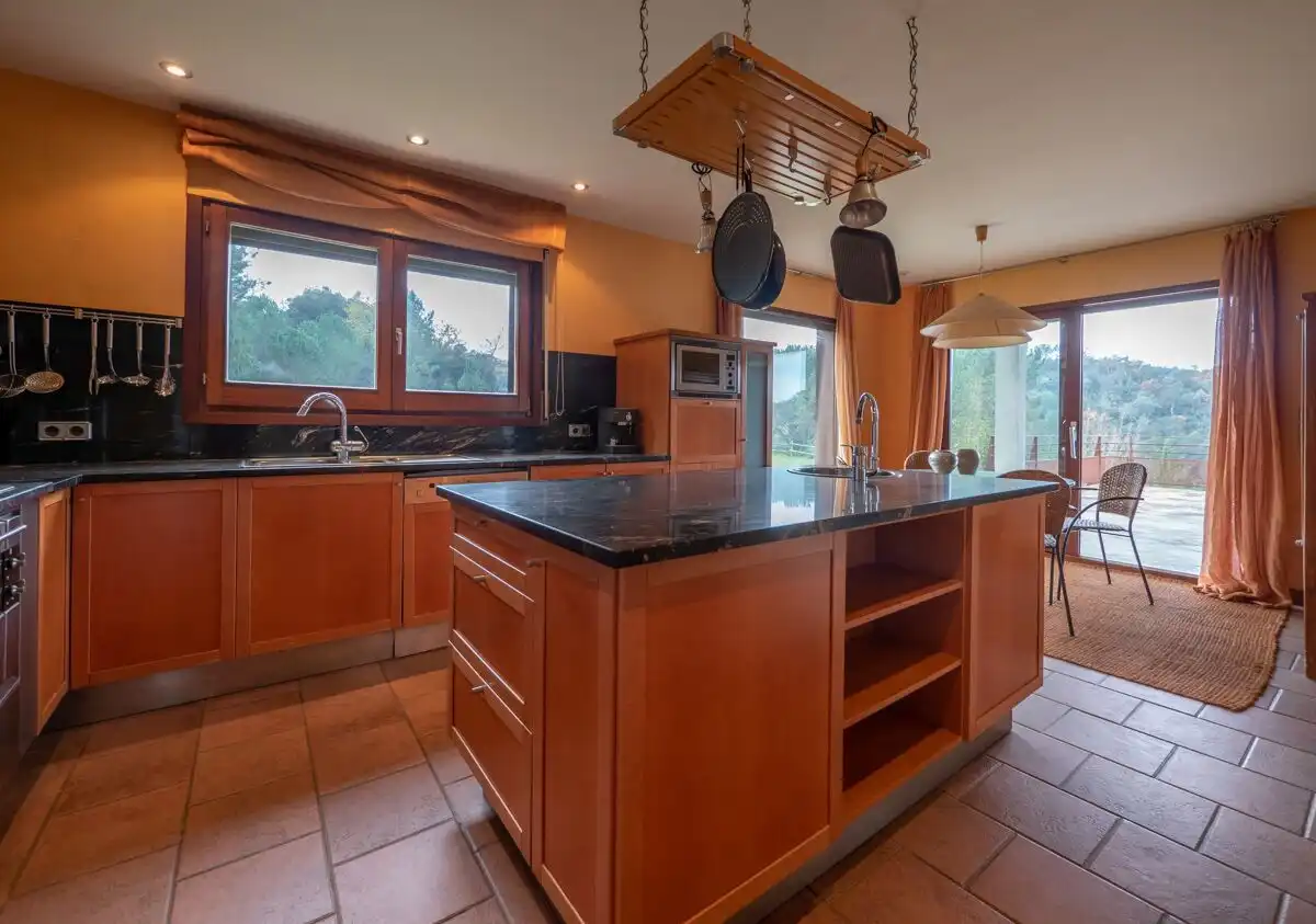 Kitchen of Houses for sale in Bescanó  with Terrace and Storage room