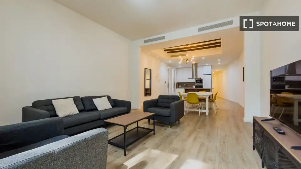 Flat with terrace to rent in Ciutat Vella
